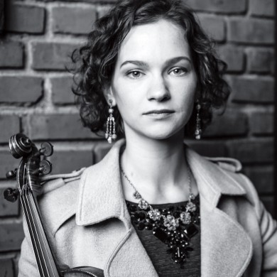 HIlary Hahn performed Mozart's Violin Concero No. 5 with the New World Symphony Saturday night at the Arsht Center. Photo: Michael Patrick O'Leary