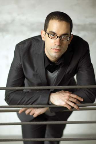 Amir Katz performed a Schumann program for the Miami International Piano Festival Monday night at the Broward Center.