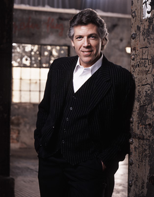 Thomas Hampson performed JOhn Adams' "The Wound Dresser" and American songs Sunday afternoon at New World Center.