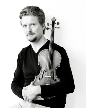 Christian Tetzlaff performed the Mendelssohn Violin Concerto with the New World Symphony Saturday night.
