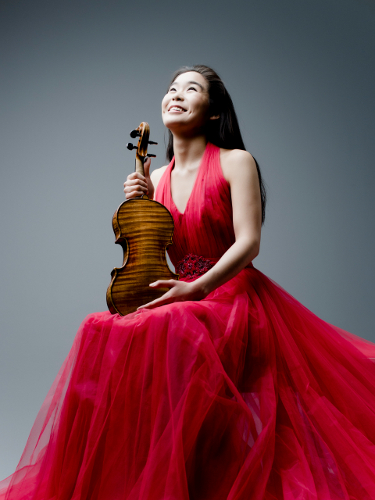 Esther Yoo performed a recital for Friends of Chamber Music Tuesday night at Gusman Concert Hall. Photo: Marco Borggreve