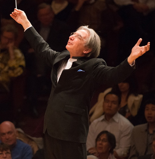 Michael Tilson Thomas conducted the New World Symphony's season-opening program Saturday night in Miami Beach.