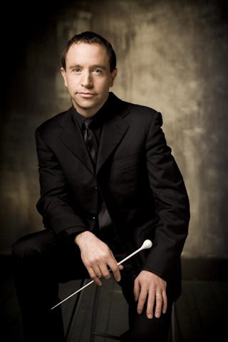 Mark Wigglesworth conducted the New World Symphony in music of Elgar and Britten Saturday night.