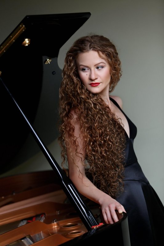  Asiya Korepanova performed Brahms' Piano Concerto No. 2 with Thomas Sleeper and the Frost Symphony Orchestra Saturday night at Gusman Concert Hall.