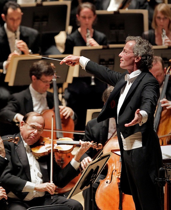 Franz Welser-Most conducted the Cleveland Orchestra in music of Beethoven Saturday night at the Arsht Center in Miami.