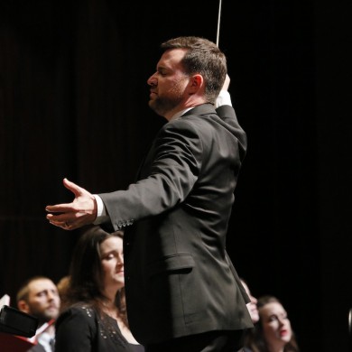 Patrick Quigley conducted Bach's "St. Matthew Passion" Friday night in Coral Gables.